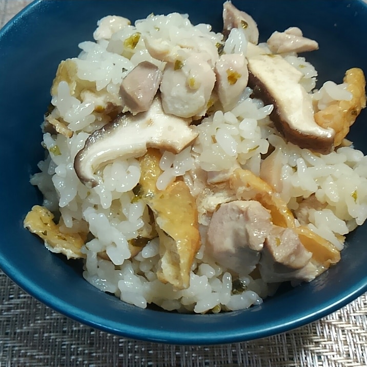 松茸のお吸い物で 椎茸と鶏肉の炊き込みご飯 レシピ 作り方 By ミニー7015 楽天レシピ 松茸のお吸い物で 椎茸と鶏肉の炊き込みご飯 レシピ 作り方 By ミニー7015 楽天レシピ